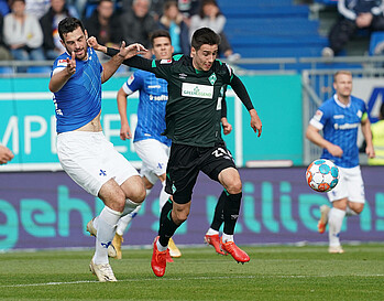 Ilia Gruev im Zweikampf im Darmstadt-Spiel