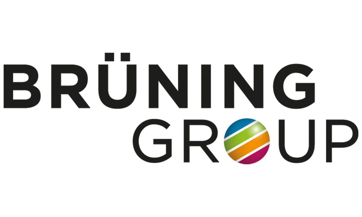 Logo der Brüning Group mit fettem schwarzem Text. Das „O“ in „GROUP“ ist ein bunter Globus mit Streifen.