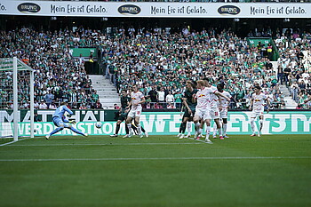 null Gulcacsi pariert.