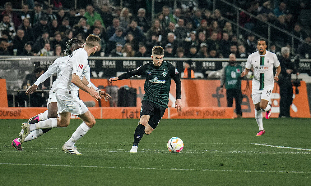 Romano Schmid beim Spiel in Mönchengladbach. 