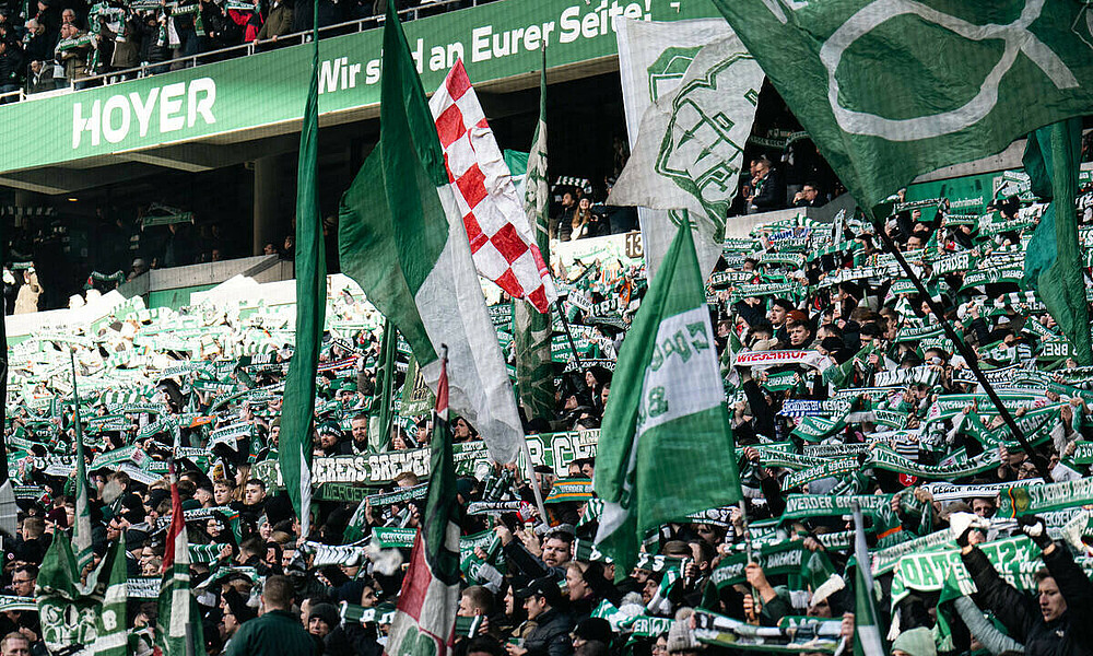 Fans des SV Werder Bremen im Weserstadion.