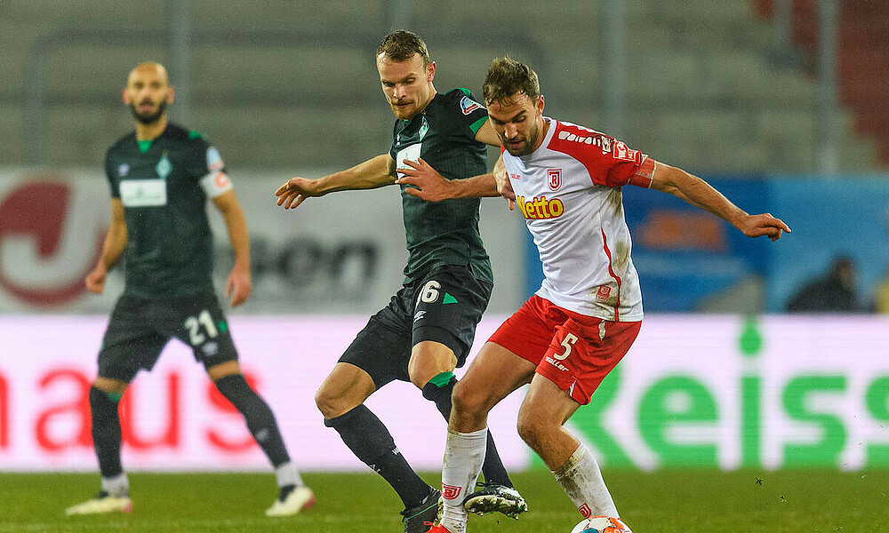 null Hinspiel Regensburg gegen Bremen