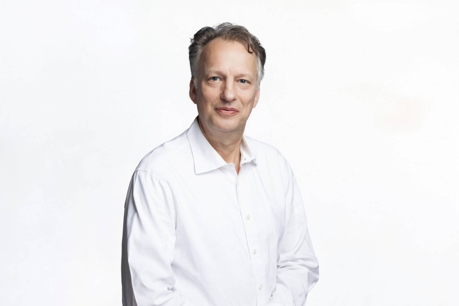 Torsten Hoppe im Portraitbild.