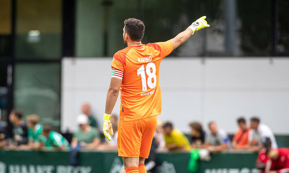 Stefanos Kapino läuft zukünftig mit der 18 auf 