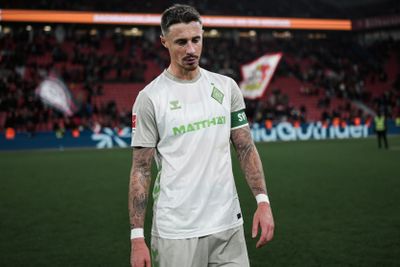 Nachdem Marco Friedl aufgrund einer Gelbsperre gegen Hoffenheim fehlt, sind zwei weitere Werderaner vorbelastet. Die Unparteiischen für das bevorstehende Heimspiel stehen mittlerweile fest, im Duell der Leihspieler gab es am Wochenende keinen Sieger. Kurzpässe am Montag.