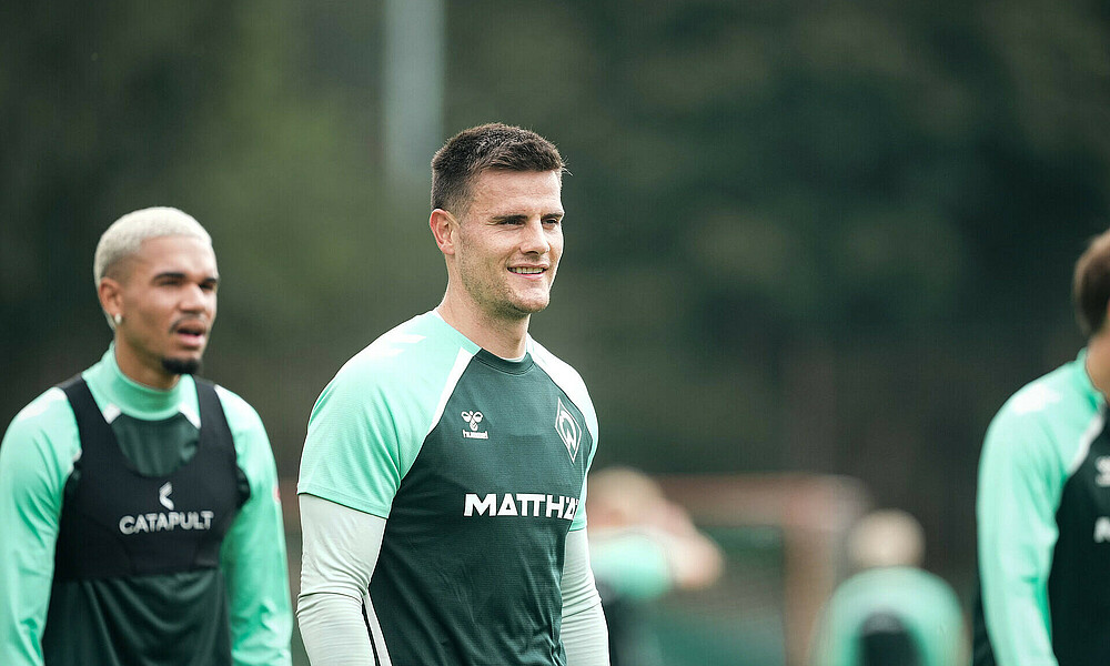 Michael Zetterer grinst im Teamtraining