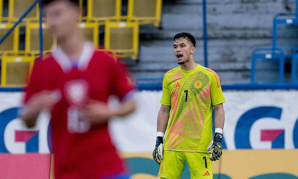 Mio Backhaus im DFB-Trikot. 