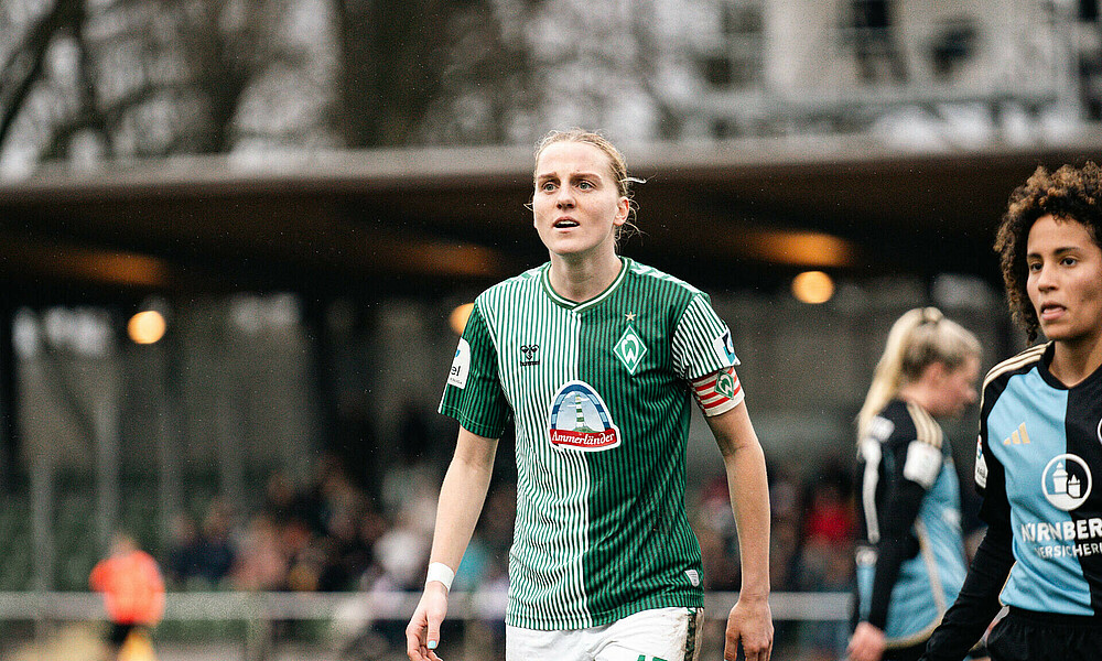 null Lina Hausicke auf dem Platz.