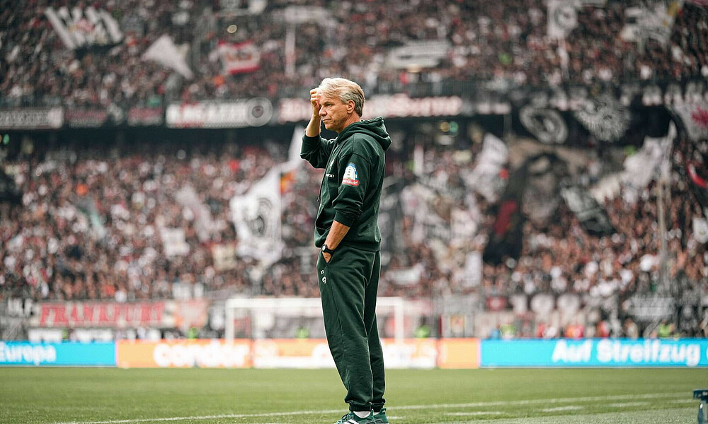 Horst Steffen am Seitenrand.