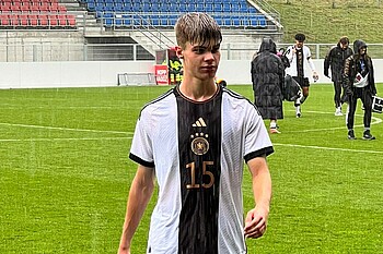 Mick Schmetgens im Trikot des DFB.