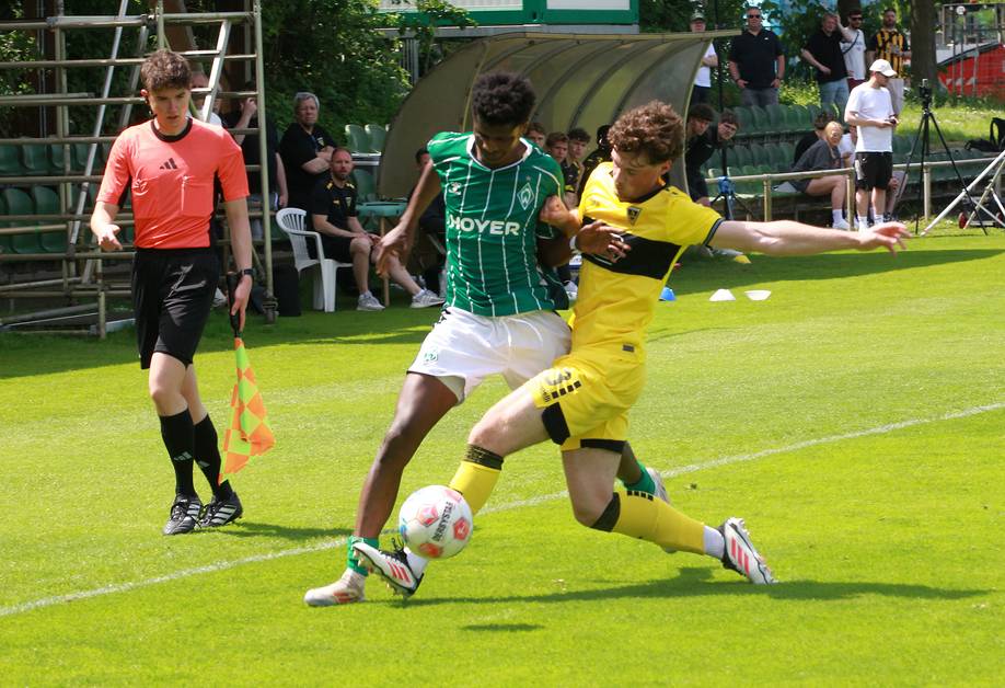 Werders U19 im Spiel gegen Aachen