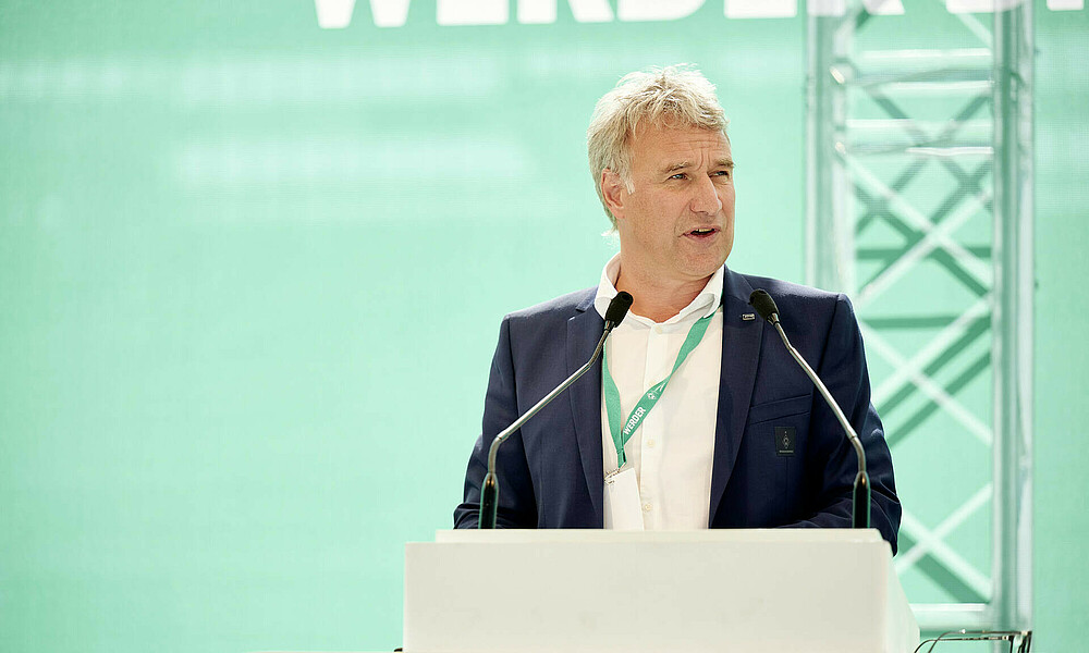 null Marco Bode bei der Mitgliederversammlung des SV Werder.