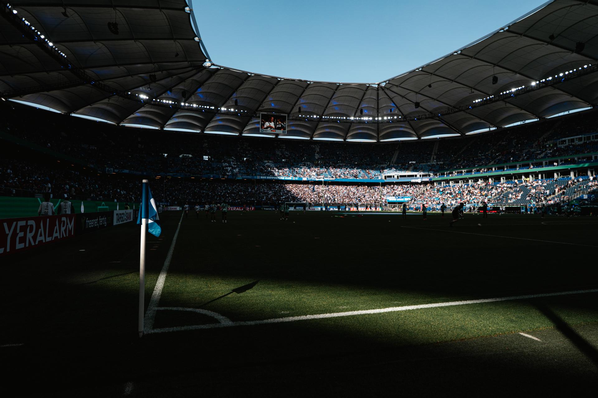 Das Volksparkstadion von Innen