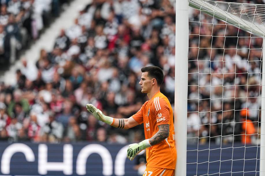 Michael Zetterer im Tor der Eintracht.