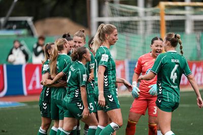 Die Mannschaft jubelt nach einem Tor gegen Hoffenheim.