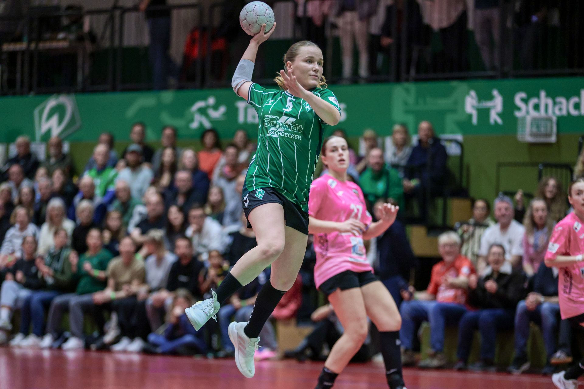 Farina Meyer beim Wurf