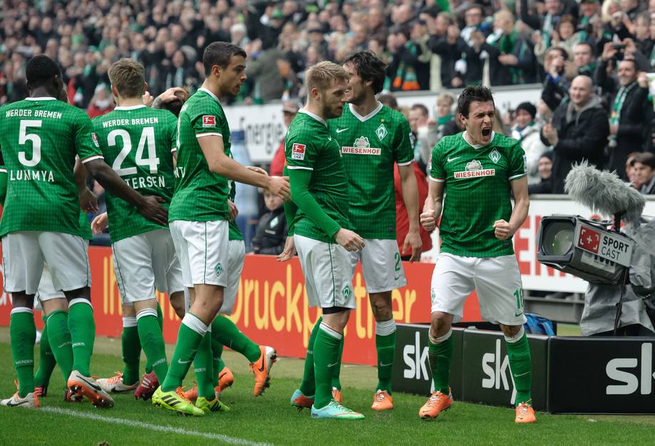 Zlatko Junuzović jubelt nach seinem Tor im Nordderby gegen den Hamburger SV.
