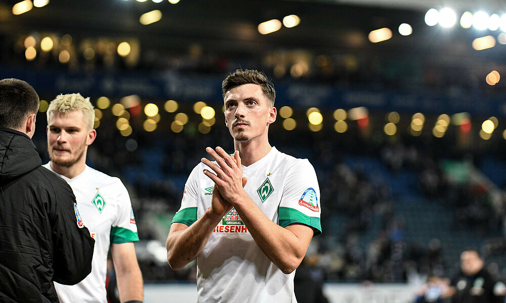 Nicolai Rapp applaudiert