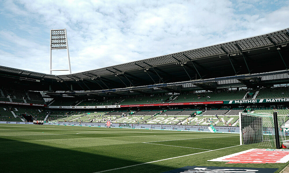 Ein Bild vom Stadion von innen. 
