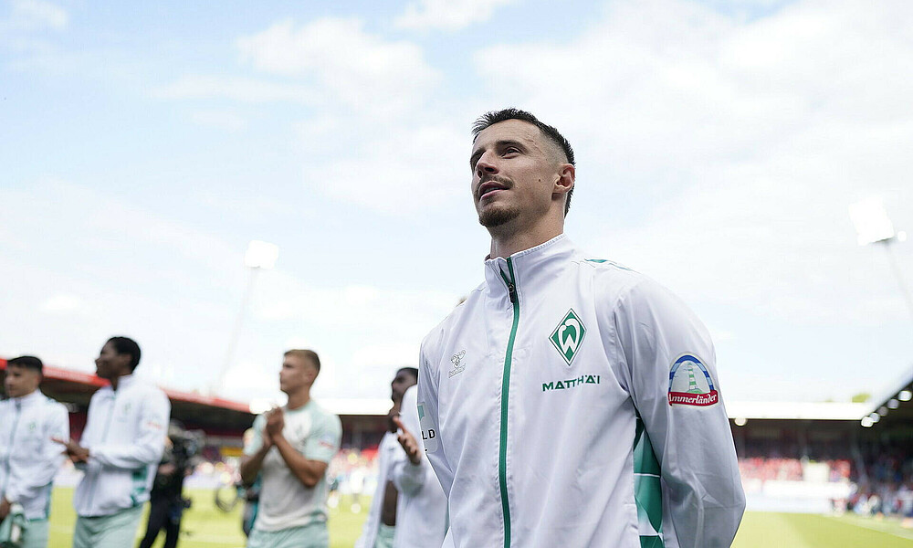 Marco Friedl vor der Kurve. 