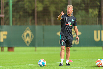 Markus Anfang auf dem Trainingsplatz