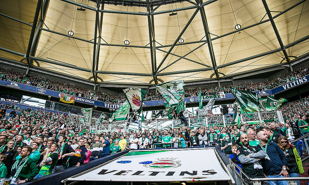 Werder-Fans auf Schalke.