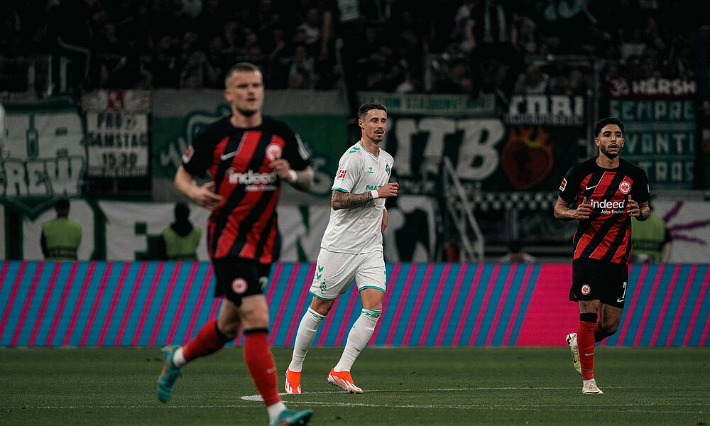 null Marco Friedl im Spiel gegen Eintracht Frankfurt.