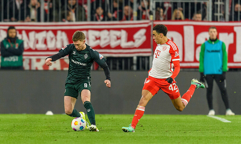 Mitchell Weiser am Ball