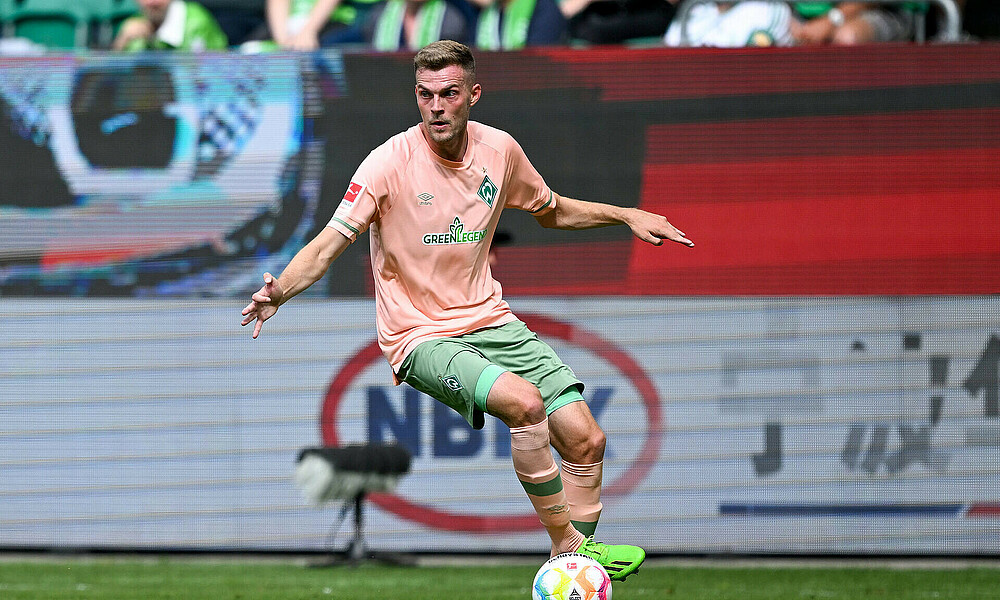 null Marvin Ducksch auf dem Spielfeld der Volkswagen Arena