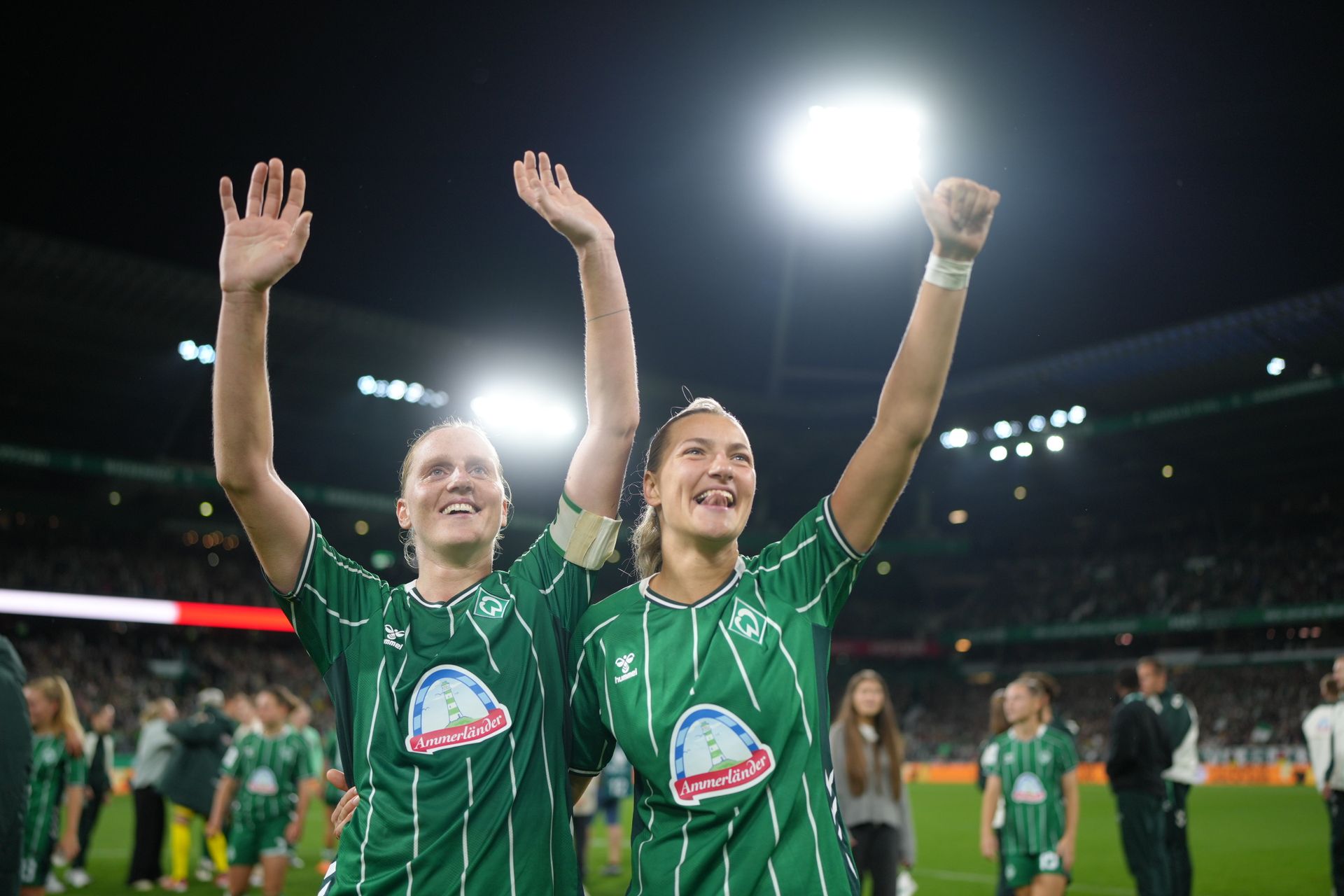 Hausicke und Desic jubeln.