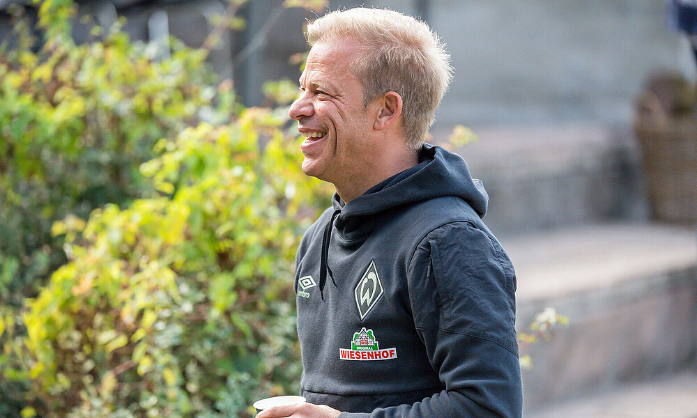 Markus Anfang auf dem Trainingsplatz in Lohne