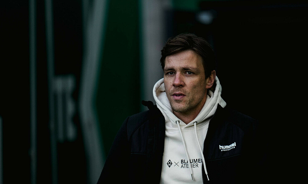 Clemens Fritz im Spielertunnel. 