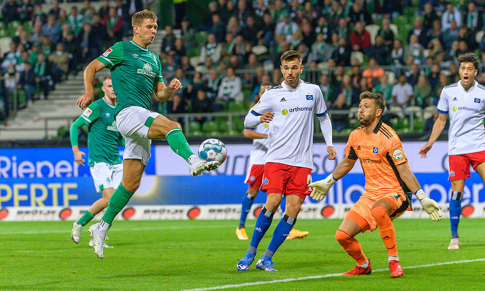 Die Bremer um Niclas Füllkrug wollen das Nordderby unbedingt gewinnen .