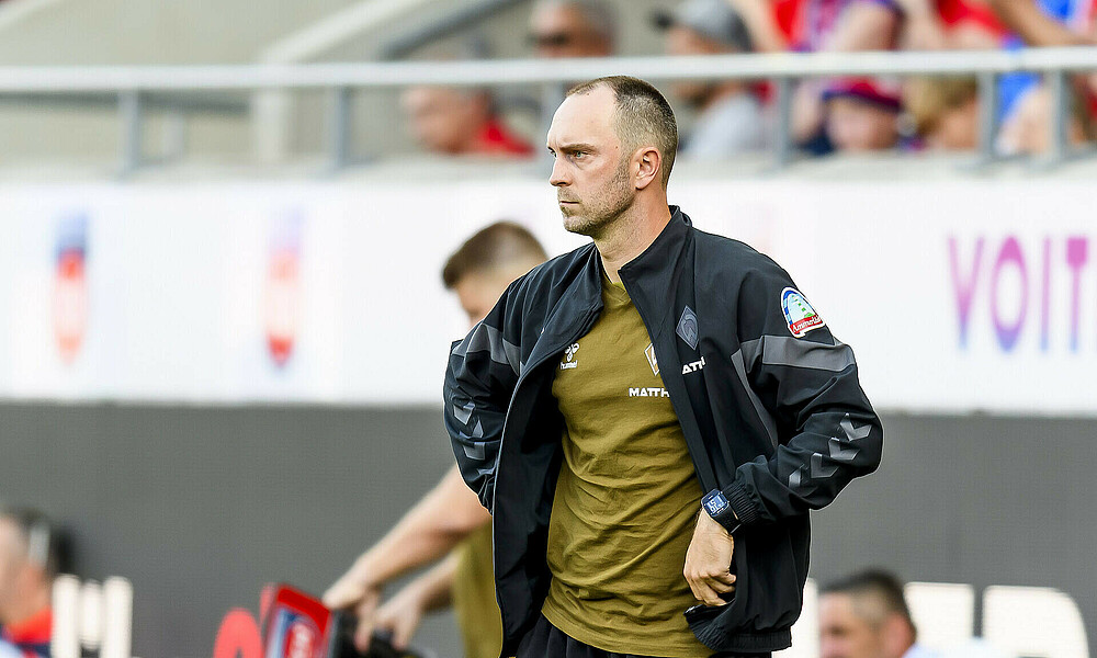 Ole Werner in der Coaching-Zone. 