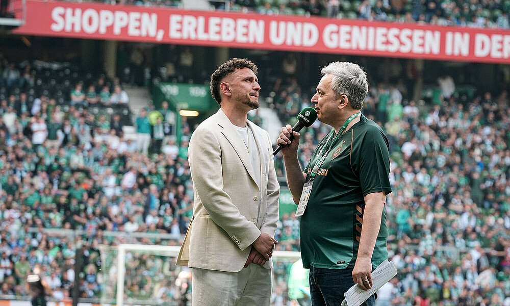 Milos Veljkovic bei Arnd Zeigler. 