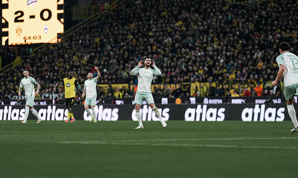 null Bittencourt jubelt.