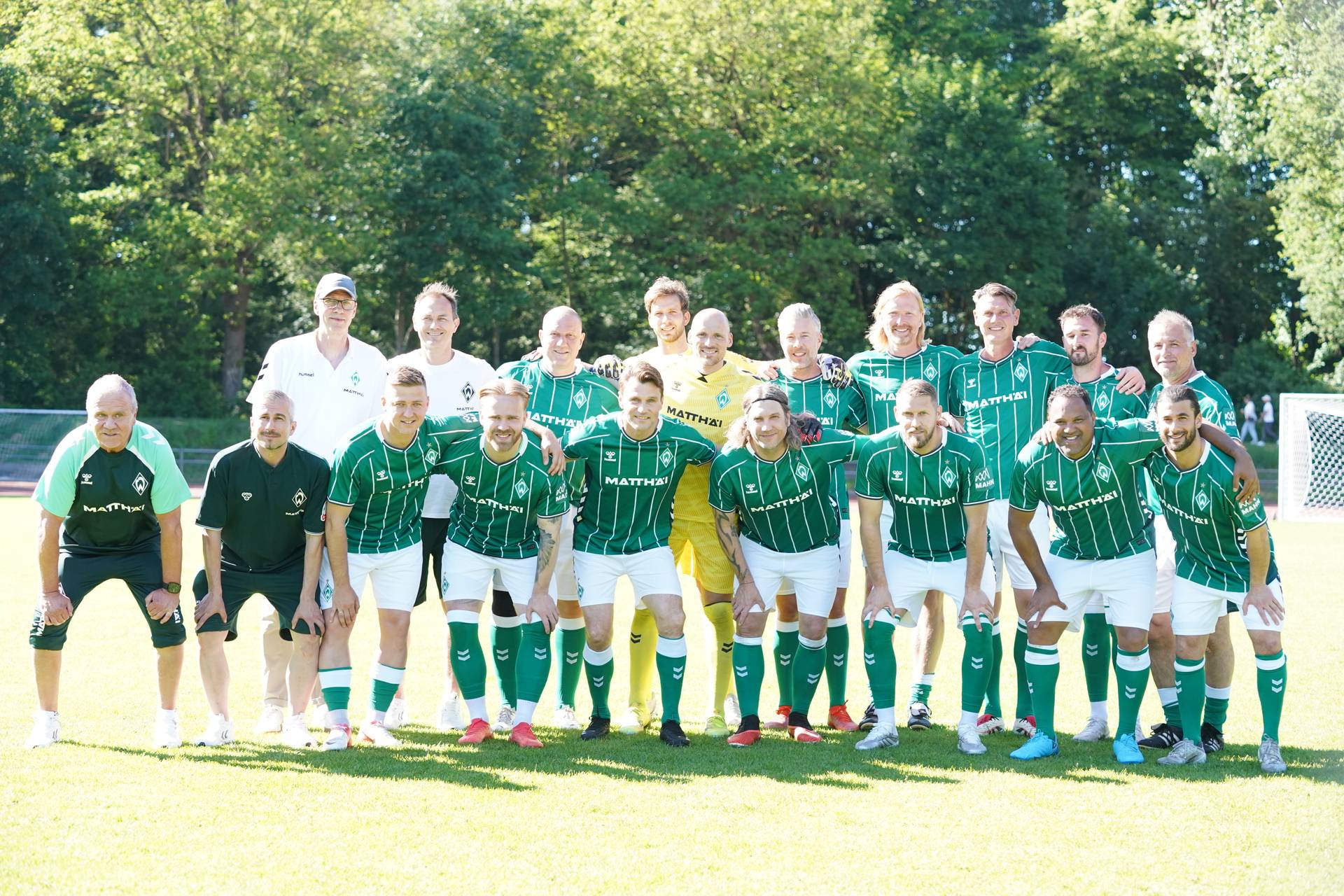 Legenden Mannschaftsfoto des SV Werder gegen Blumenthal
