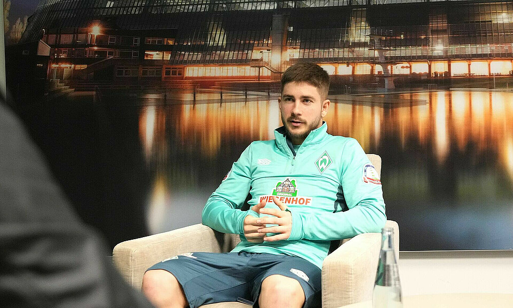 Romano Schmid im Gespräch mit WERDER.DE. 