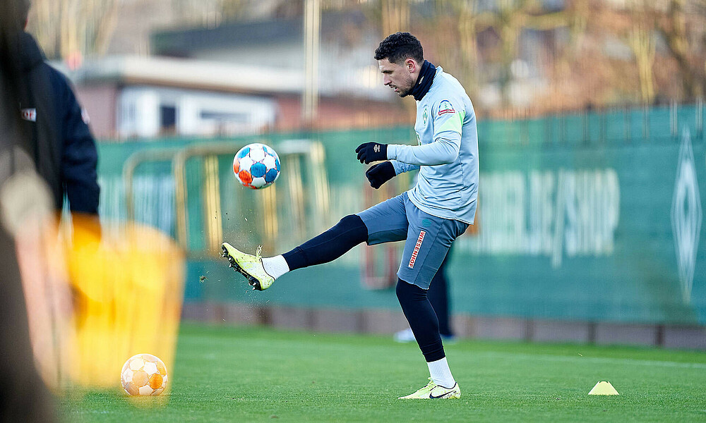 null Milos Veljkovic soll in dieser Woche ins Mannschaftstraining zurückkehren.