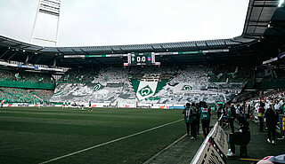 Die Choreographie zum 125-jährigen Vereinsgeburtstag des SV Werder Bremen 