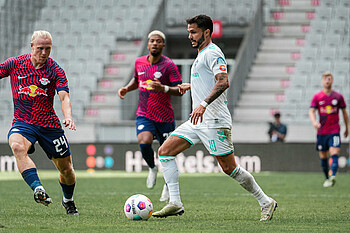 Leonardo Bittencourt am Ball im Spiel gegen Leipzig.