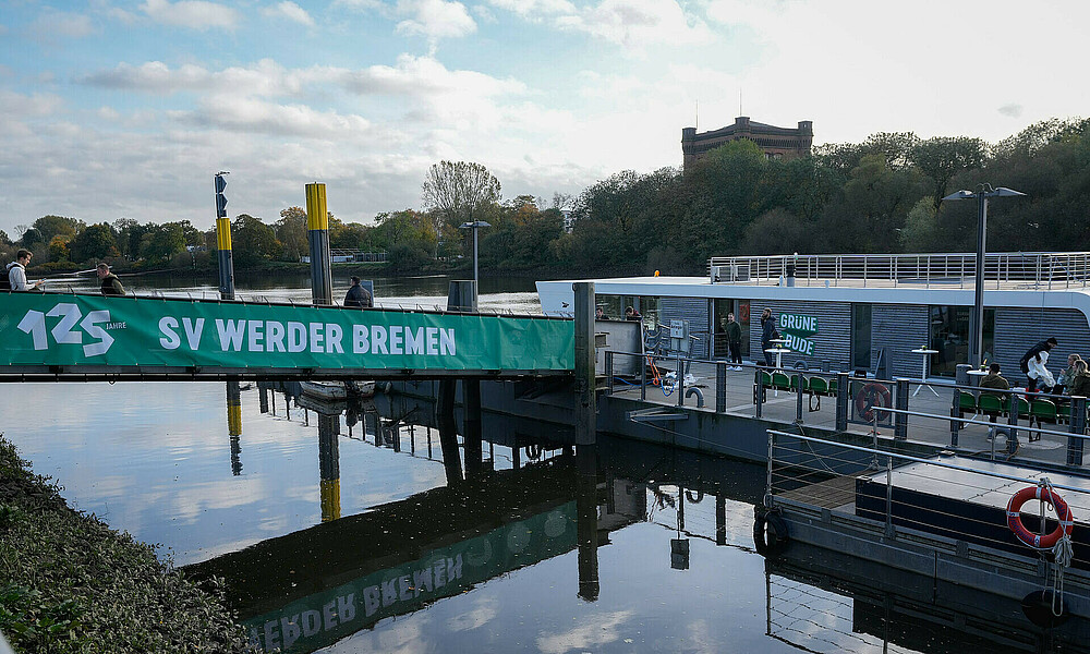 null Ein Bild der Grünen Bude an der Weser.