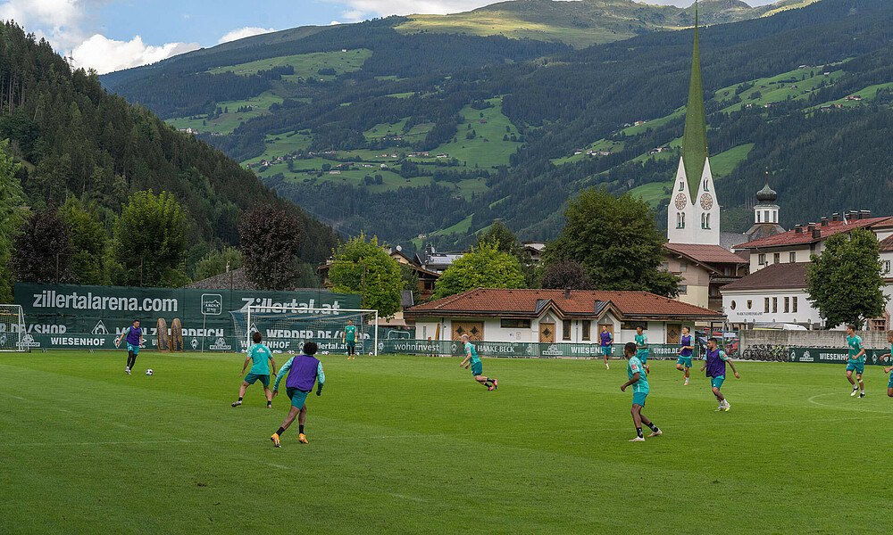 Das Werder-Team im Trainingslager im Zillertal.