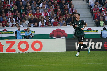 Marco Friedl verlässt den Platz