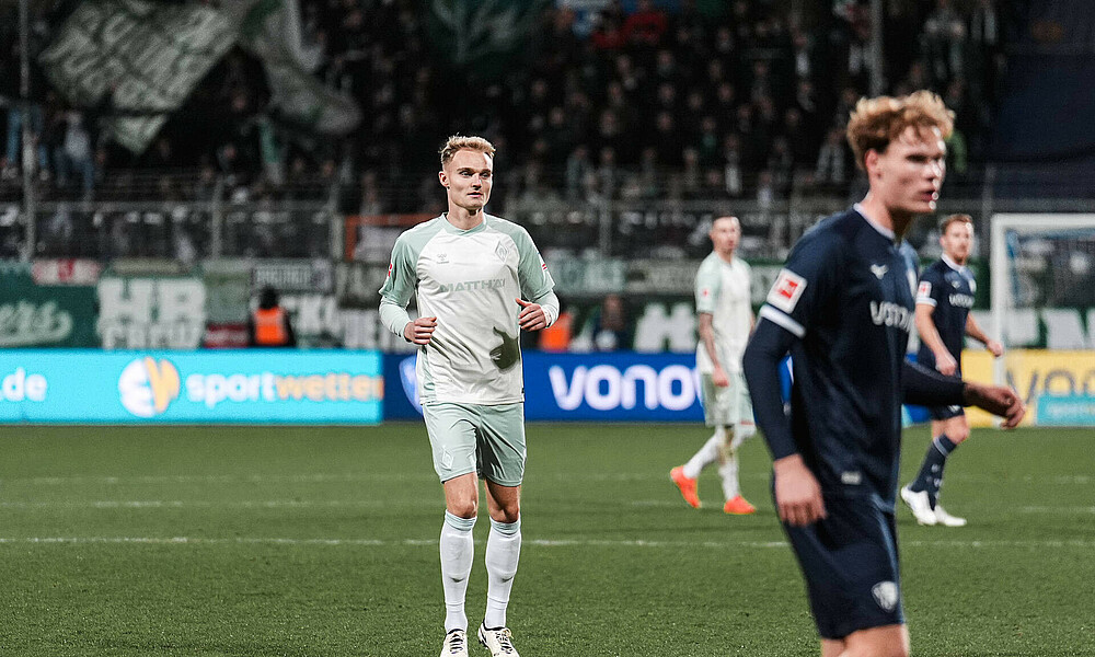 Amos Pieper auf dem Platz. 