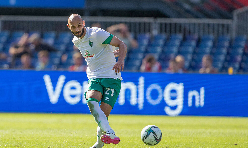 Ömer Toprak im Spiel gegen Feyenoord Rotterdam.