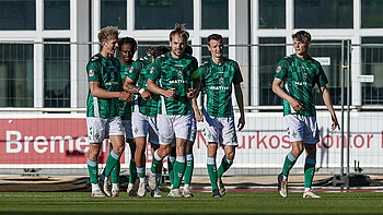 Die U23 beim Torjubel.