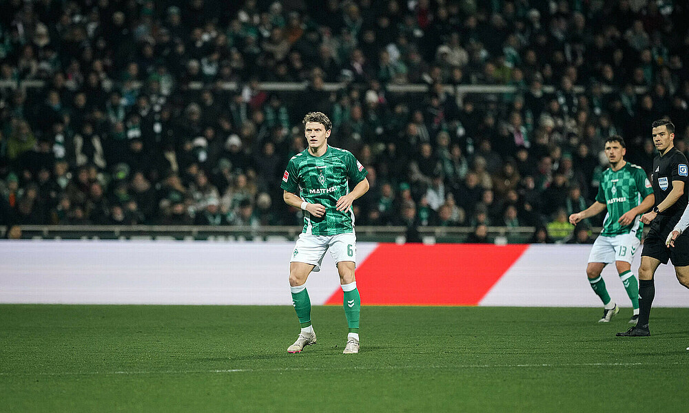 Jens Stage auf dem Platz. 