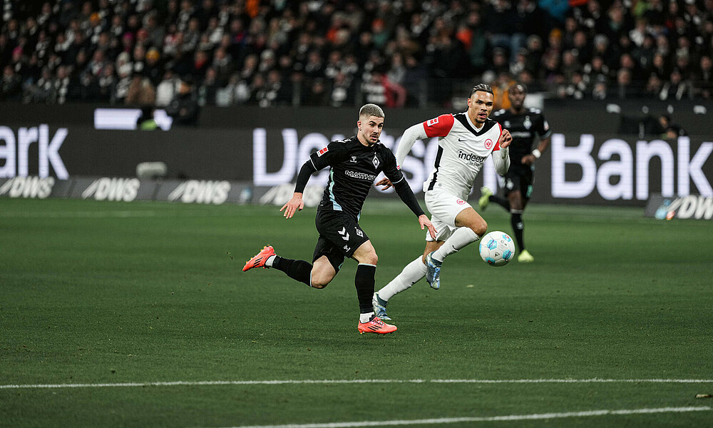 Romano Schmid im Laufduell. 