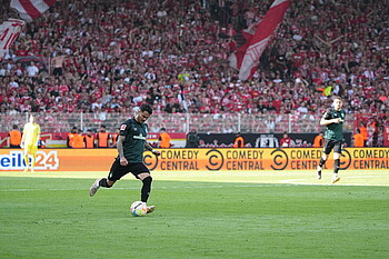 null Bittencourt beim Abschluss